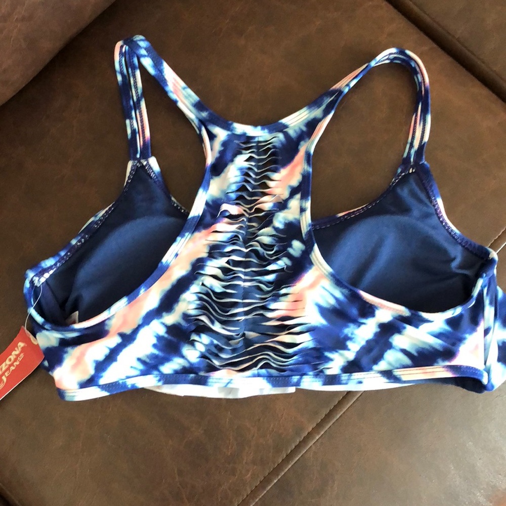 Arizona Tie Dye Flounce Swimsuit Top-Juniors - Picture 4 of 6